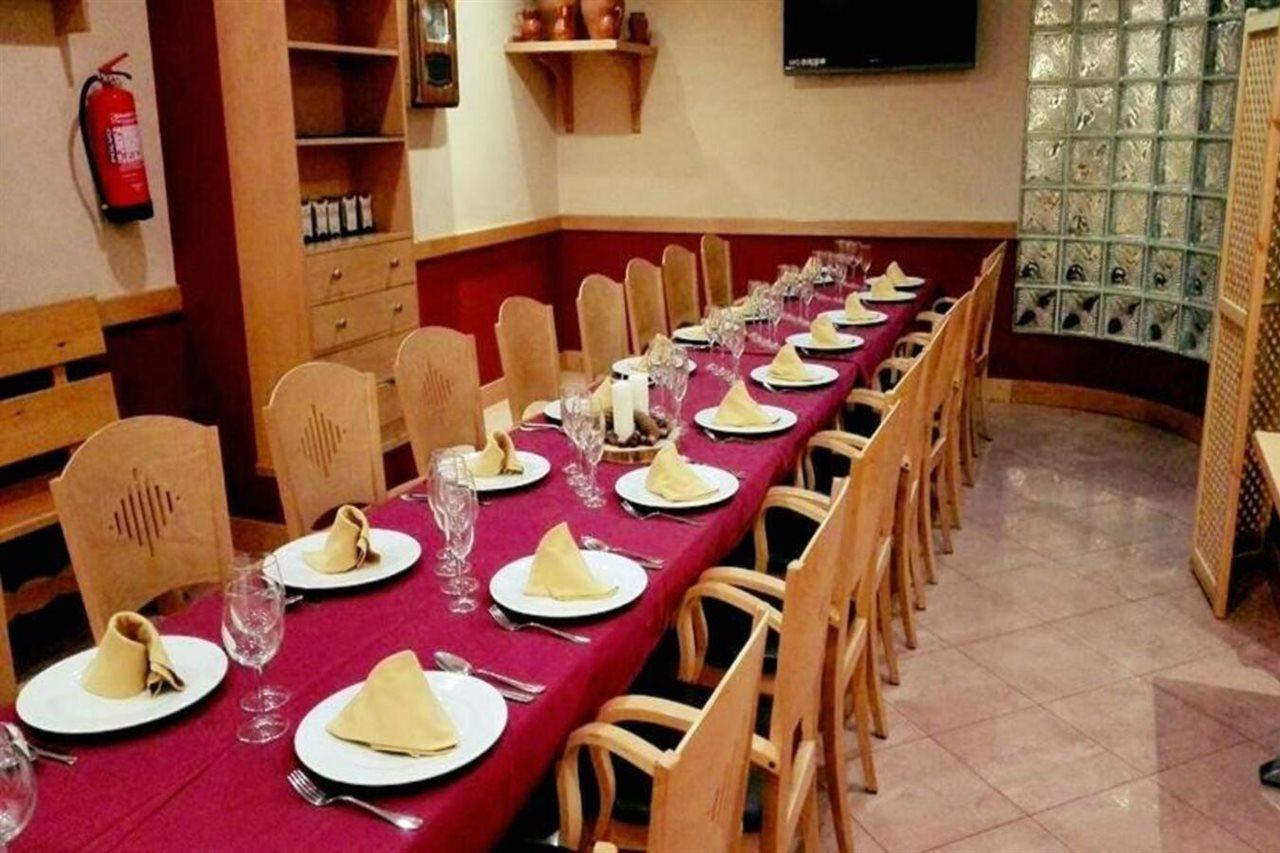 Hotel Jaques Хака Екстер'єр фото